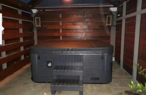 La Possession Villa | "Au Petit Bonheur" villa créole avec jacuzzi