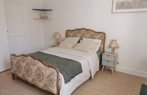 Grignan Apartment | Au Petit Faubourg