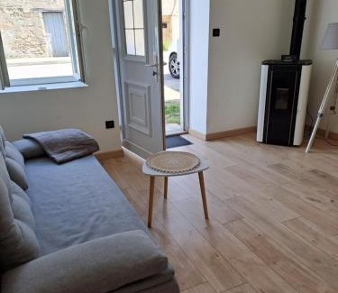 Saint-Emiland Apartment | Au petit st Emiland