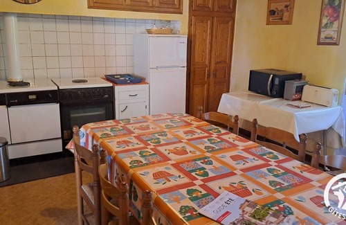 Saint-Pierre-de-Trivisy House | Au pré vert - SAINT PIERRE DE TRIVISY