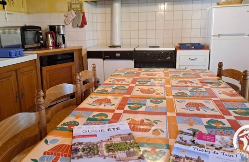 Saint-Pierre-de-Trivisy House | Au pré vert - SAINT PIERRE DE TRIVISY