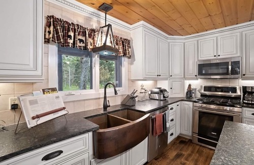 Grayling House | Au Sable River Holy Waters Estate