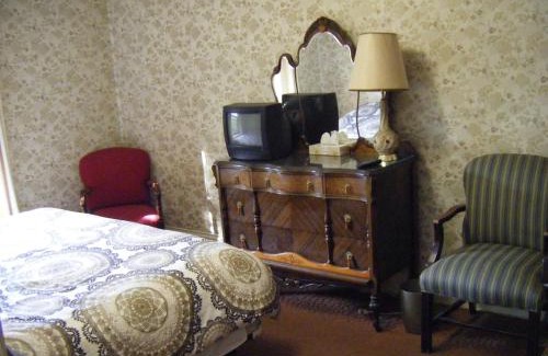 Lowertown Bed & Breakfast | Auberge des Arts Bed and Breakfast