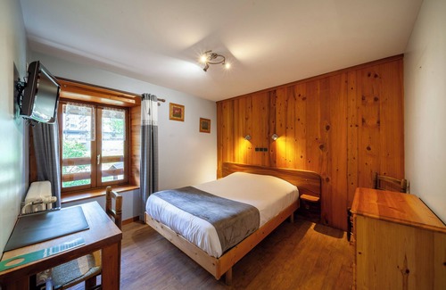 Villard-de-Lans Hotel | Auberge des Montauds - Hôtel & Restaurant