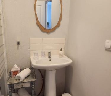 Roquebrune Bed & Breakfast | Auberge des Pensées