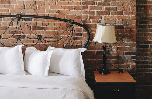 Old Montreal Hotel | Auberge du Vieux-Port
