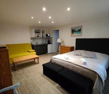 Saint-Georges-de-Didonne Hotel | Auberge Le Chata