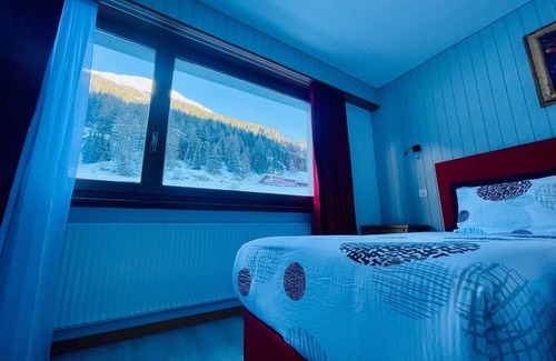 Bourg-Saint-Pierre Hotel | Auberge les Charmettes