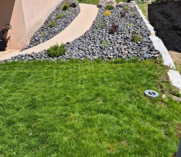 Prades-d'Aubrac Bed & Breakfast | AUBRAC Spa