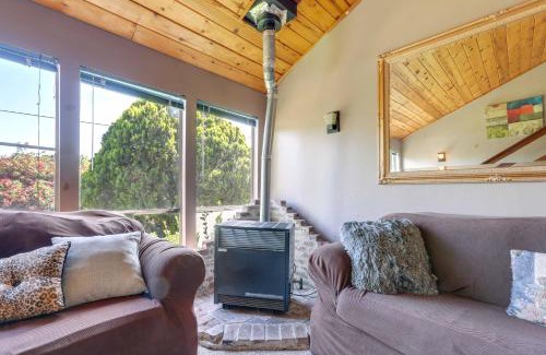 North Auburn House | Auburn Cottage with Patios and Garden - 3 Mi to Town!