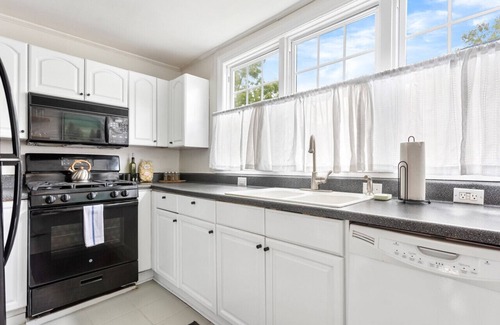 Columbia House | Augusta · Walk West Cola @Historic Mill House 2 bed, 1 bath