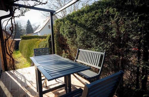 Oberloßnitz Apartment | "Augustus" vacation apartment in Radebeul, for 4 guests, 75m², with terrace and fireplace