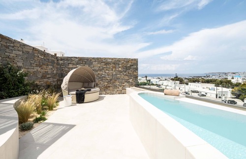 Naousa RV Rental | Aura Suites Paros