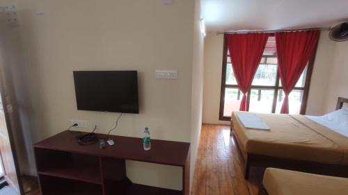 Kuilapalayam Hotel | Auro Coastal Haven