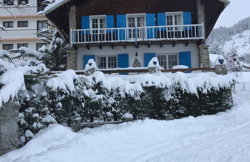 Saint-Etienne-de-Tinee Ski Chalet | Auron Chalet Casanova Centre et Pistes à Pied