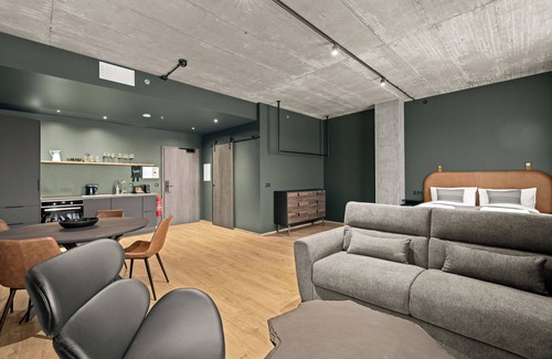 Reykjavik Apartment | Aurora Nooks