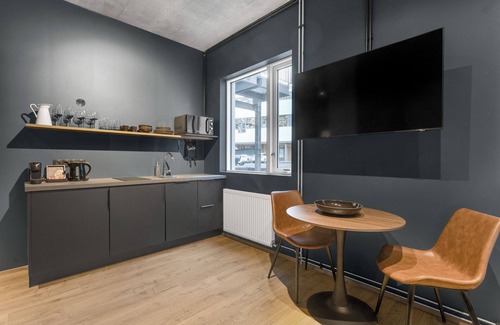 Reykjavik Apartment | Aurora Nooks