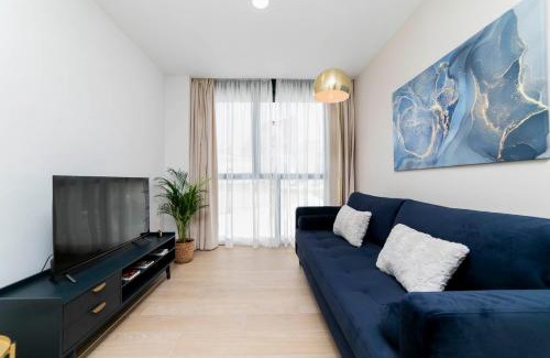Carabanchel Apartment | Aurora Stays by Charming - Parking gratis, Piscina