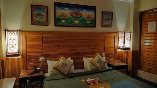 Dharamshala Hotel | Auspiscious Him View Hotel