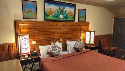 Dharamshala Hotel | Auspiscious Him View Hotel
