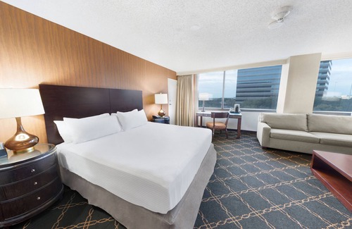 McKinney Hotel | Austin Southpark Hotel