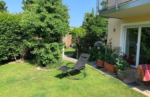 Bad Aibling Apartment | Auszeit - Wohnung mit Garten und Bergblick