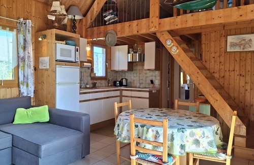 Merville-Franceville-Plage Ski Chalet | Authentic chalet near the beach for 6 persons