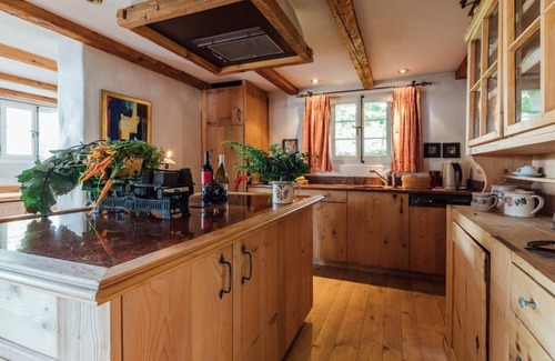 St. Stephan Ski Chalet | Authentic cosy chalet near Lenk - Gstaad