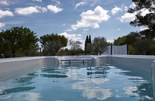 Arles Cottage | Authentic farmhouse with heated spa and swimming pool