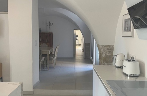 L'Isle-sur-la-Sorgue Other | Authentic renovated Mas provençal in L'Isle sur la Sorgue12 pers 5 bdrm 4 bath/shower room