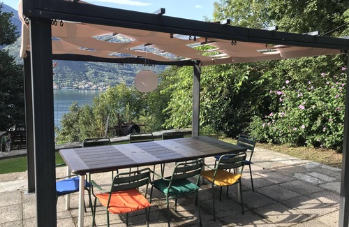 Lezzeno House | Authentic Italian home with roof terrace, private garden and private parking