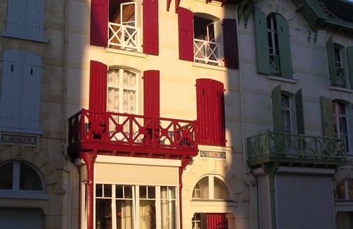 Wimereux House | Authentic, listed, family-run Wimereusian villa just a stone's throw from the beach.