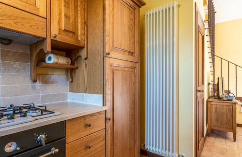 Camerino House | Authentic residence in the middle of nature with pool.