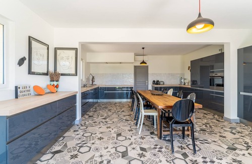 Bonnieux House | Authentic stone Provencal country house in Bonnieux in the heart of the Luberon