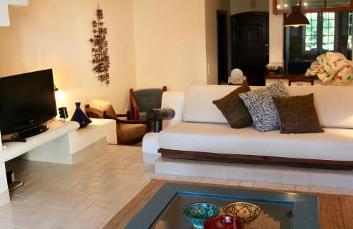 Quinta da Marinha Villa | Authentic & Tranquil Villa