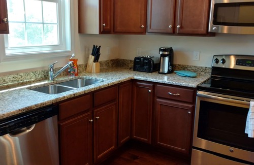 Carolina Beach House | Autumn rates and short stays available. Inquire about off season long term stays