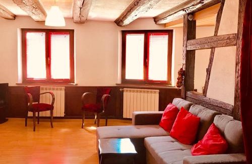 Ammerschwihr Apartment | AUX DEUX CIGOGNES AMMERSCHWIHR