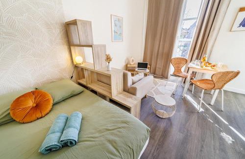 Poitiers Apartment | "Aux Grandes Ecoles" Studio Premium cœur de Poitiers