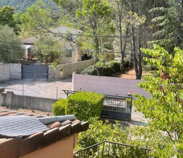 Saint-Hippolyte-du-Fort Apartment | Aux portes des Cévennes