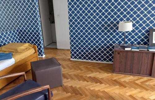 Recoleta Apartment | Av.Alvear/Patio Bullrich/Four Seasons Hotel area.