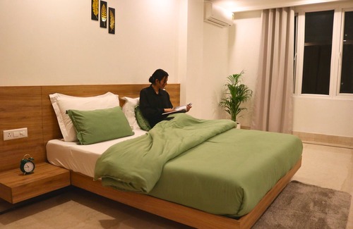 DLF Phase 5 Hotel | AVA Hotels and Corporate Stays Golf course
