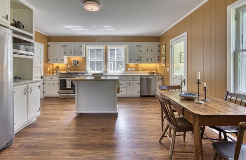 Village of Southampton House | Avail 7/10-9/05! Gorgeous, classy 3 bdrm near beach, private pool, in Village!