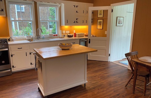 Village of Southampton House | Avail 7/10-9/05! Gorgeous, classy 3 bdrm near beach, private pool, in Village!