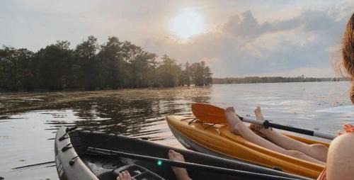 Oil City House | Available This Wkend, Kayaks & Across From Caddo