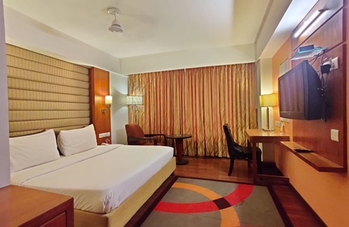 Thaltej Hotel | Avalon Hotel & Banquets