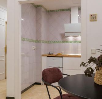 Alameda Apartment | Avanti Cartuja