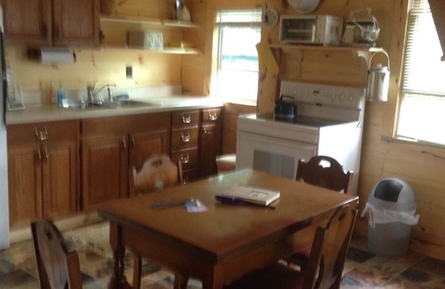 Lake Desolation Cottage | Ava’s Lakeside Cottage, Lakeside Cozy Cottage