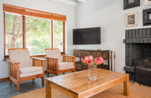 Sedgefield House | Avemore Island Home- full power back up-magical views
