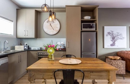 Stellenbosch Apartment | Avemore Vredehof No 3