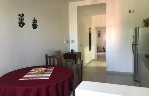 San Nicolas de los Arroyos Apartment | Avenida Departamento completo, cerca de todo